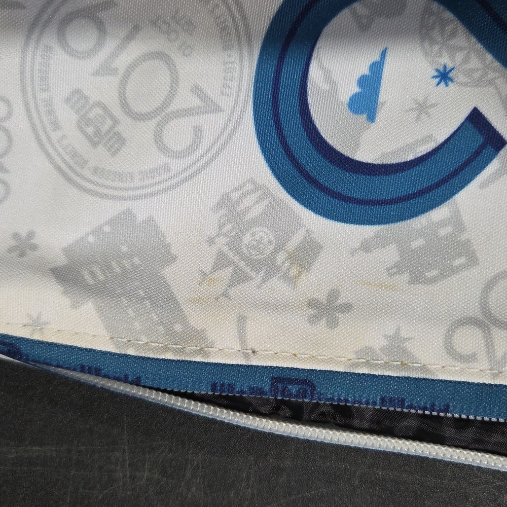 Disney 2019 Drawstring Backpack - Picture 3 of 11